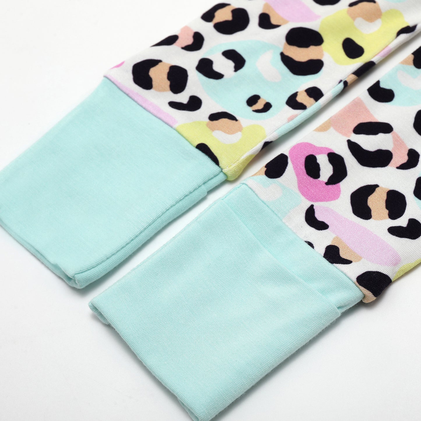 Rainbow Leopard Long Zip Zip